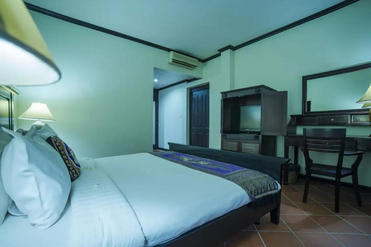 Grand Sunset Angkor Hotel Siem Reap Dış mekan fotoğraf